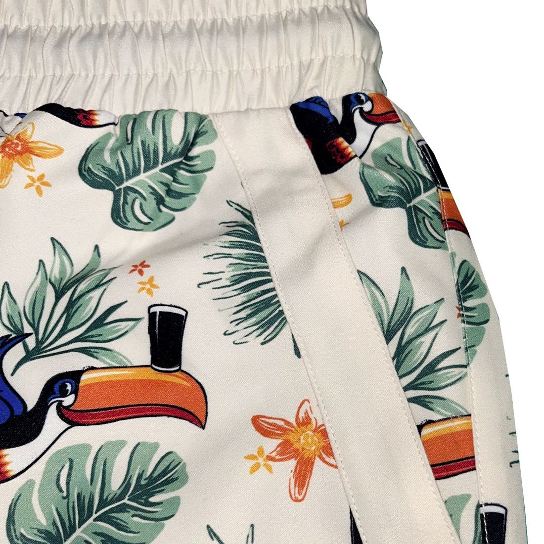 Guinness Badeshorts mitTukan Motiv Hawaiian Print M